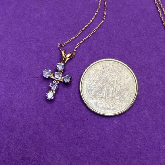 💛 Classic 10k Yellow Gold Lolite Cross Necklace - Picture 10 of 10